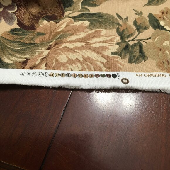 Richloom Fabric 1995 Cabbage Roses Grapes Leaves Brown Tones Upholstery  3.25 Yd - Picture 5 of 6